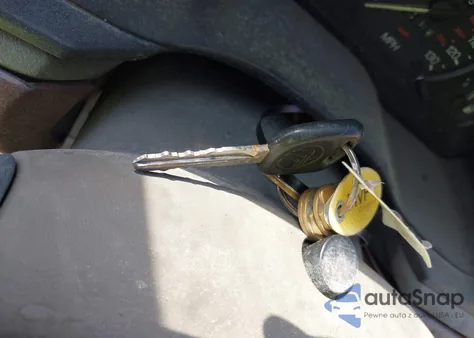 1998 Mercury Mystique from USA, damaged, VIN 1MEFM6530WK660877